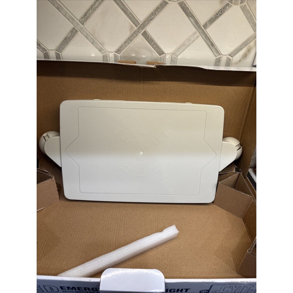 Smart Electrician LED Emergency/Exit Light Sign With Battery Backup New Open Box - Picture 6 of 6